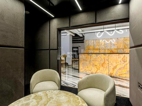 комерційна за адресою Кловський узвіз, 7