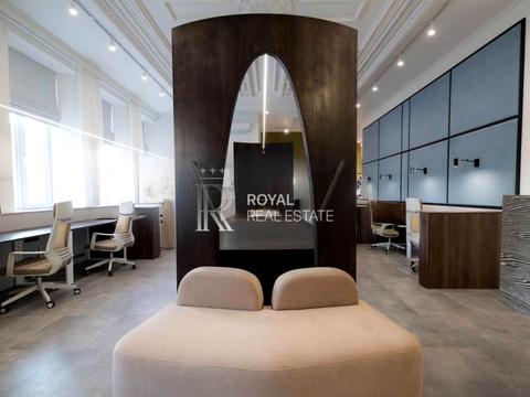 комерційна за адресою Київ, Богдана Хмельницького вул., 32