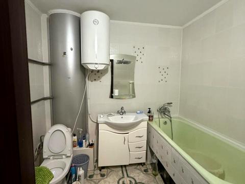 квартира за адресою Пілотська вул., 8