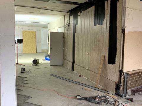 комерційна за адресою Володимира Івасюка просп. (Героїв Сталінграду), 65-В