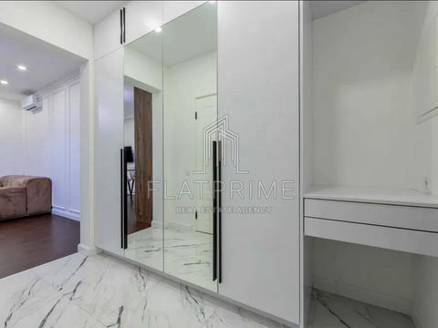 квартира за адресою Михайла Максимовича вул. (Онуфрія Трутенка), 26-Б