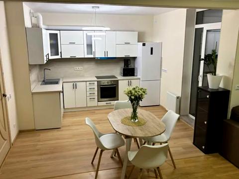 квартира за адресою Регенераторна вул., 4 к5