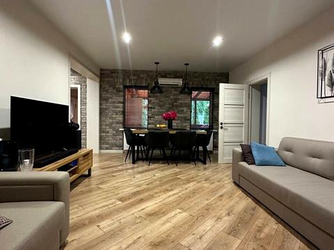 дом по адресу Выговского ул. (Суворова)