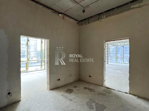 комерційна за адресою Товарна вул., 2Б