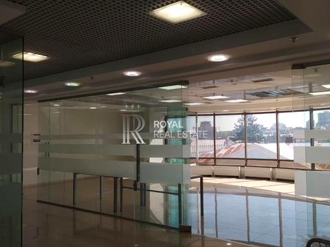 комерційна за адресою Київ, Богдана Хмельницького вул., 23