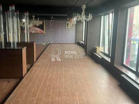 комерційна за адресою Володимира Івасюка просп. (Героїв Сталінграду), 27