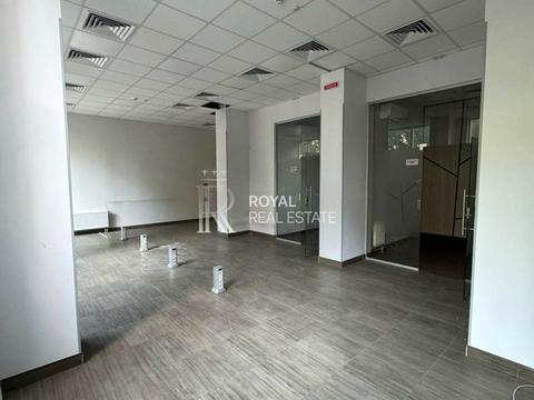 комерційна за адресою В'ячеслава Чорновола вул., 29