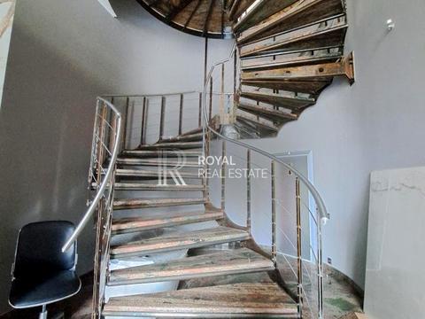 коммерческая по адресу Леси Украинки бульв., 7-Б