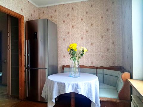 квартира за адресою Ревуцького вул., 7