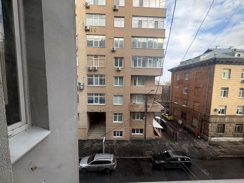 квартира за адресою Миколаївська вул. (Короленка), 18