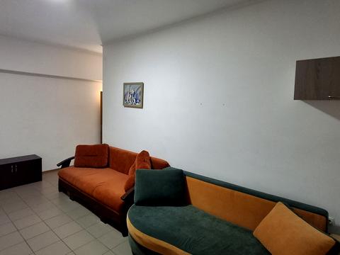 комерційна за адресою Єрощенка вул., 12-Б