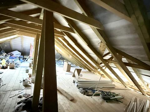 будинок за адресою Джерельна