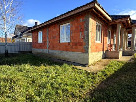 будинок за адресою Джерельна