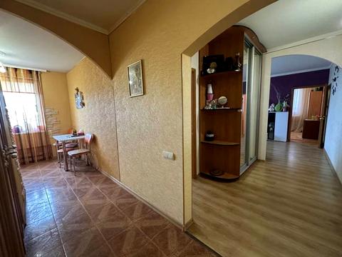 квартира по адресу Амосова ул. (Корчагінців), 9