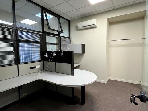 комерційна за адресою Велика Васильківська вул. (Червоноармійська), 60