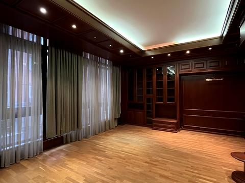 комерційна за адресою Велика Васильківська вул. (Червоноармійська), 60