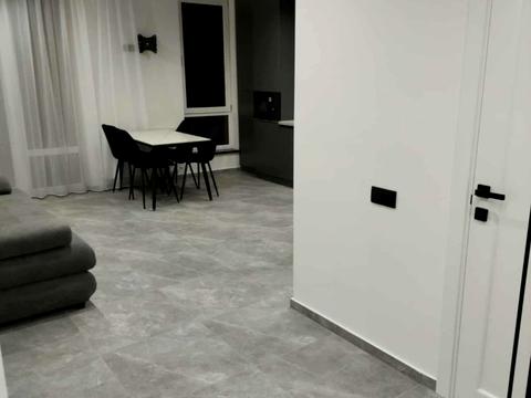 квартира за адресою Хіміків вул., 8