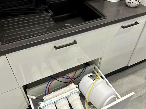 квартира по адресу Драгоманова ул., 2-Б