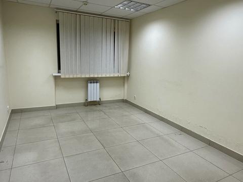 коммерческая по адресу Богдана Хмельницкого просп. (Героев Сталинграда), 110-А