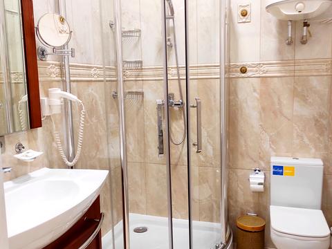 квартира за адресою Одеса, Ніни Строкатої вул. (Буніна), 20