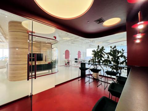 комерційна за адресою Кловський узвіз, 7