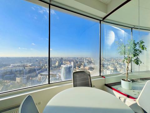 комерційна за адресою Кловський узвіз (Кловський), 7