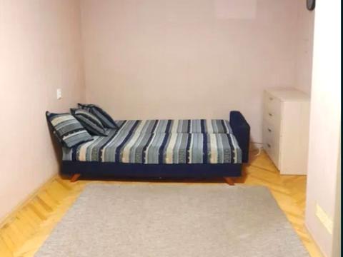 квартира за адресою Миколи Василенка вул., 25