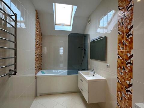 будинок за адресою Лісова вул.