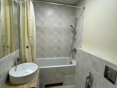 квартира по адресу Светлова ул., 42-А