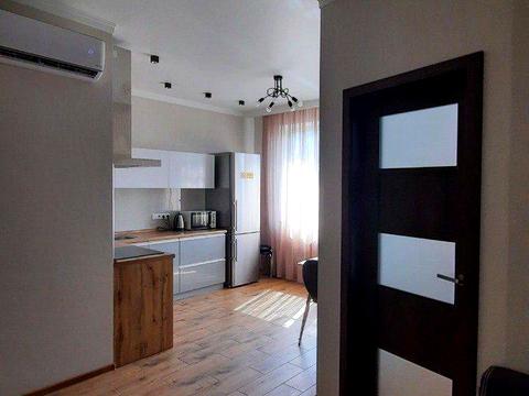 квартира за адресою Перлинна вул., 6