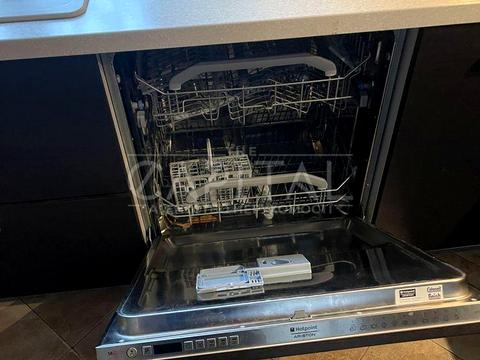 будинок за адресою Квітнева вул., 6