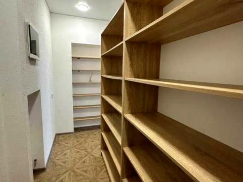 квартира за адресою Кобзаря бульв., 4