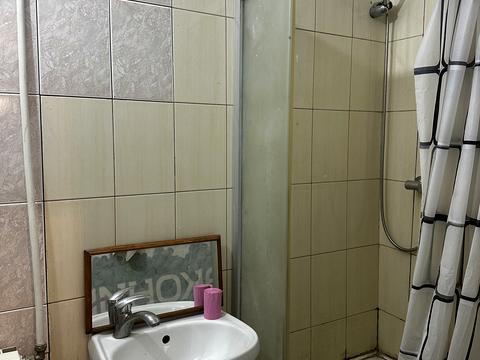 будинок за адресою Миколи Миклухи-Маклая вул. (Дежнєва)