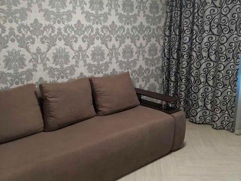 квартира за адресою Зодчих вул., 68