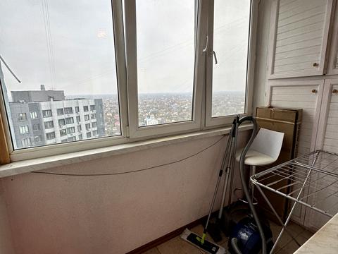 квартира за адресою Дніпровська набережна вул., 26