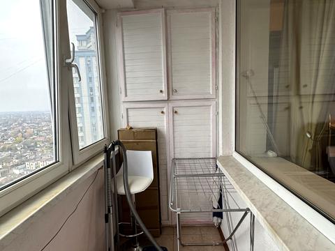 квартира за адресою Дніпровська набережна вул., 26