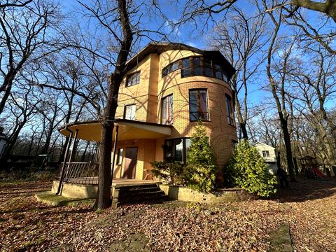 будинок за адресою вул. Дачна