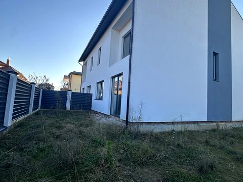 будинок за адресою Сонячна вул.