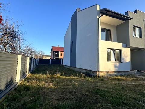 будинок за адресою Сонячна вул.