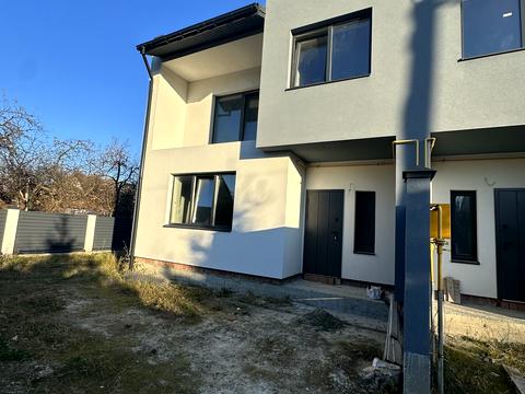 будинок за адресою Сонячна вул.