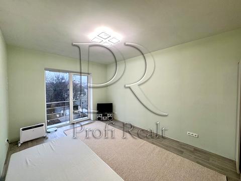 квартира за адресою Осіння вул., 71