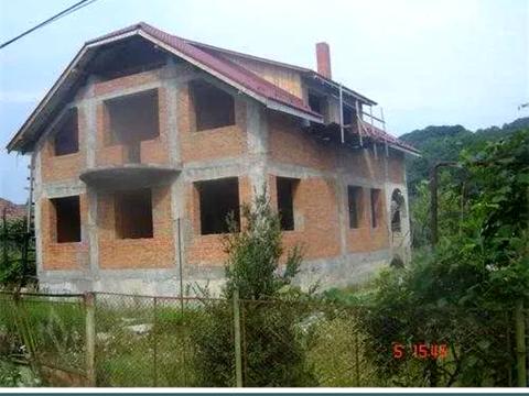 будинок за адресою Центральна, 142