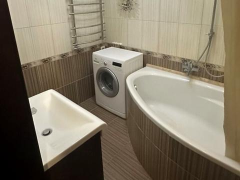 квартира по адресу Драгоманова ул., 40-А