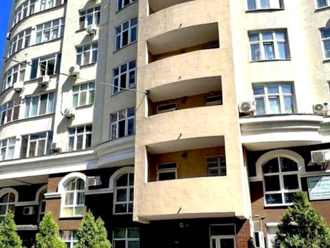 квартира по адресу Драгоманова ул., 40-А