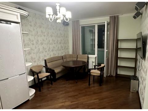 квартира по адресу Драгоманова ул., 40-А