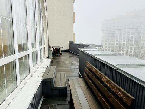 комерційна за адресою Дніпровська набережна вул., 19-А