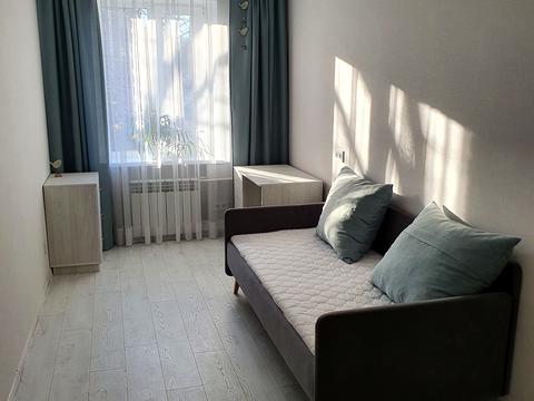 квартира по адресу Строителей ул., 24