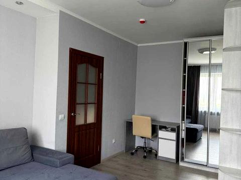 квартира за адресою Софії Русової вул., 1