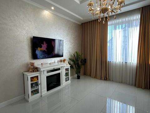 будинок за адресою Черняхівського вул.