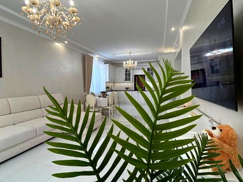 будинок за адресою Черняхівського вул.